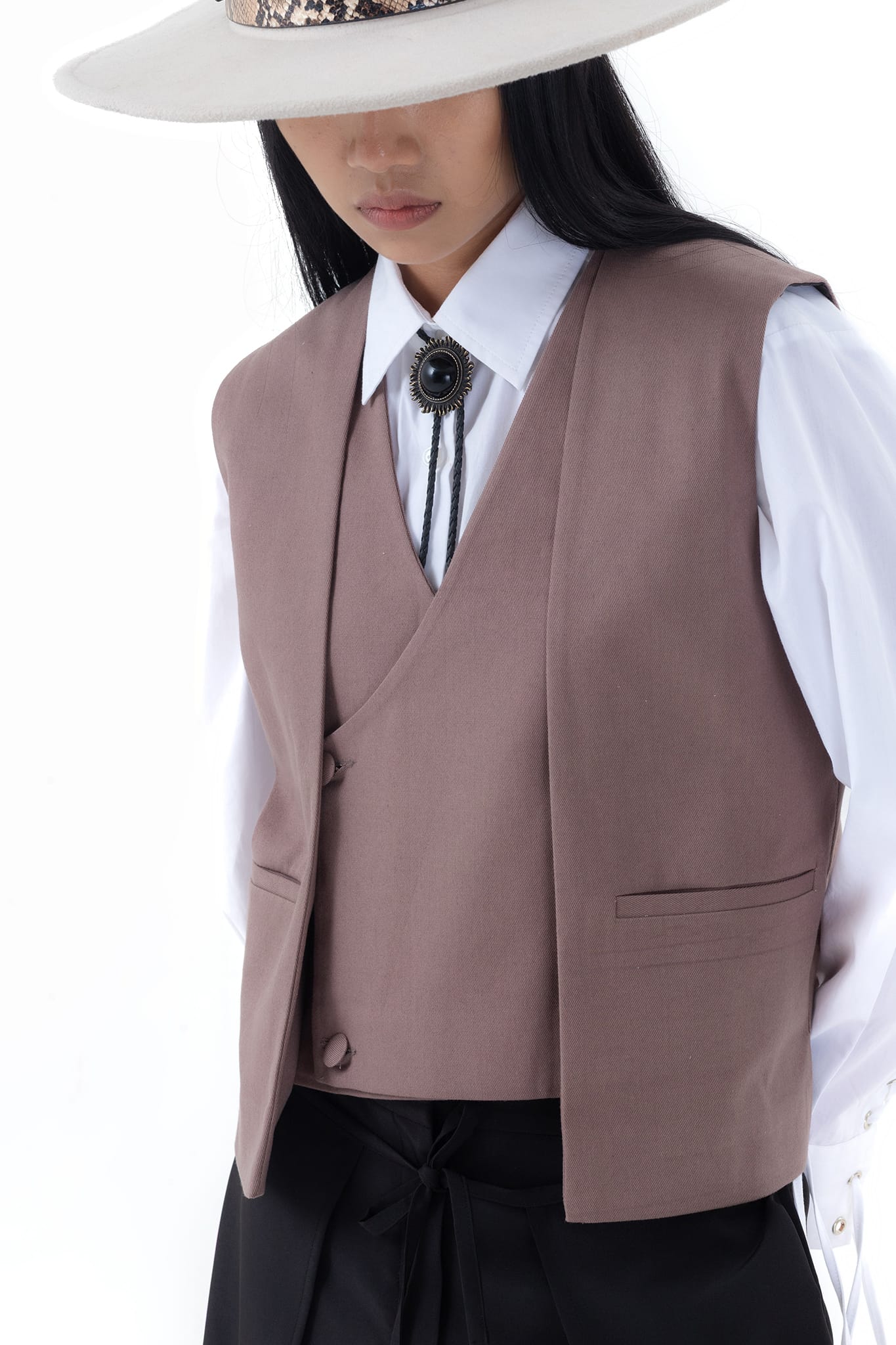 DOUBLE BREASTED VEST
