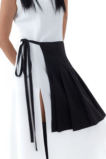 TIE-UP HALF SKIRT