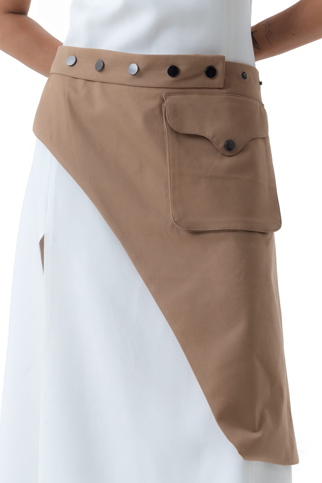 ASYMMETRICAL BELT BAG